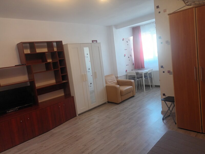 Dristor, str. Racari 6.