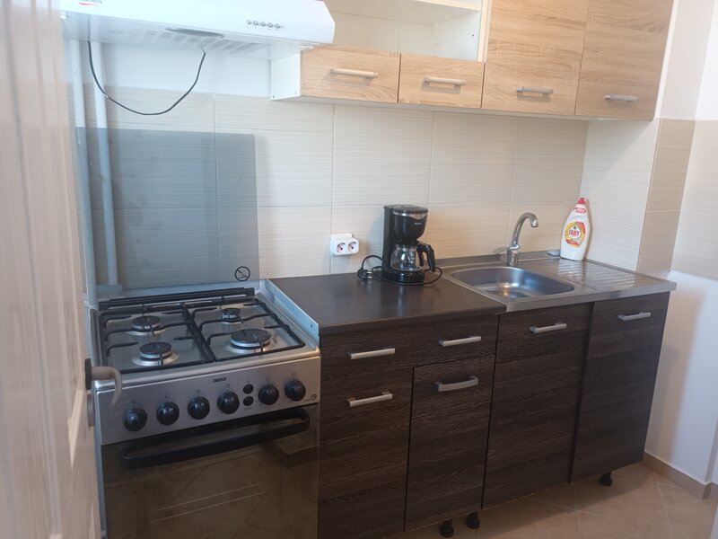 Dristor, str. Racari 6.